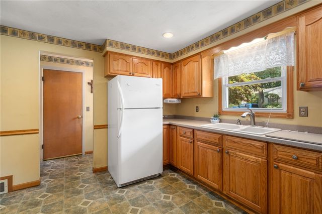 63 Pine Crest Drive, Woonsocket, RI 02895
