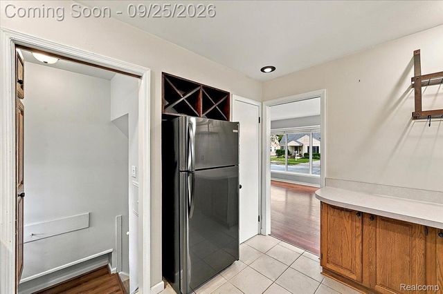 317 Walnut Avenue, Royal Oak, MI 48073