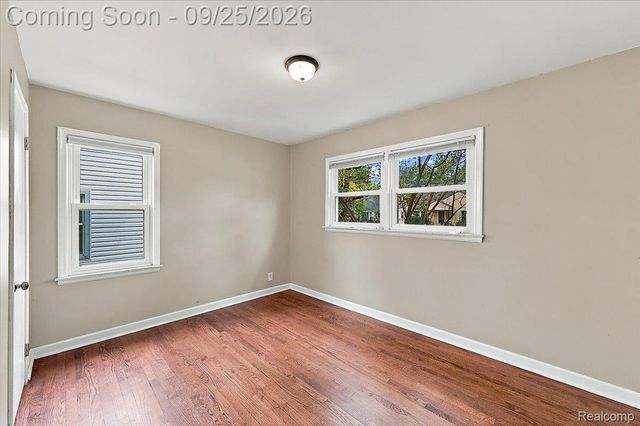 317 Walnut Avenue, Royal Oak, MI 48073