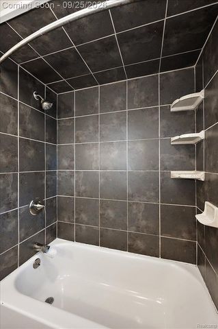 317 Walnut Avenue, Royal Oak, MI 48073