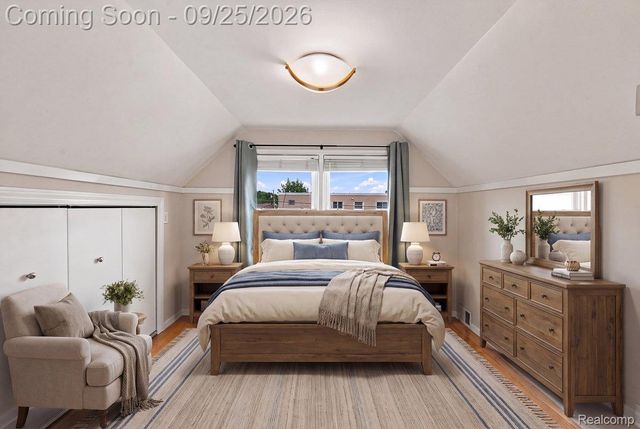 317 Walnut Avenue, Royal Oak, MI 48073