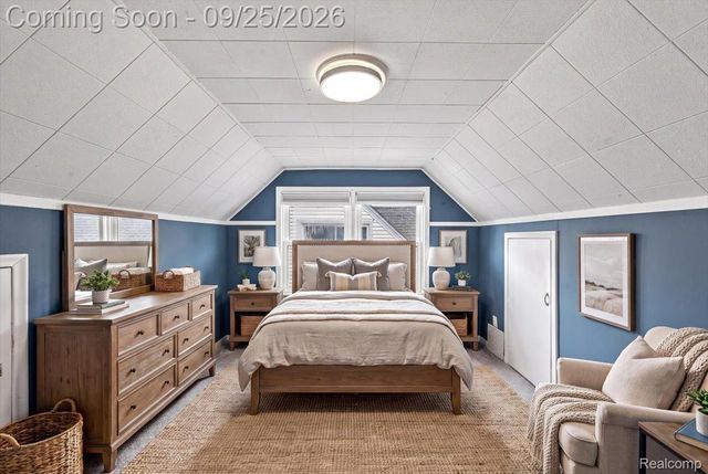 317 Walnut Avenue, Royal Oak, MI 48073