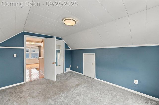 317 Walnut Avenue, Royal Oak, MI 48073
