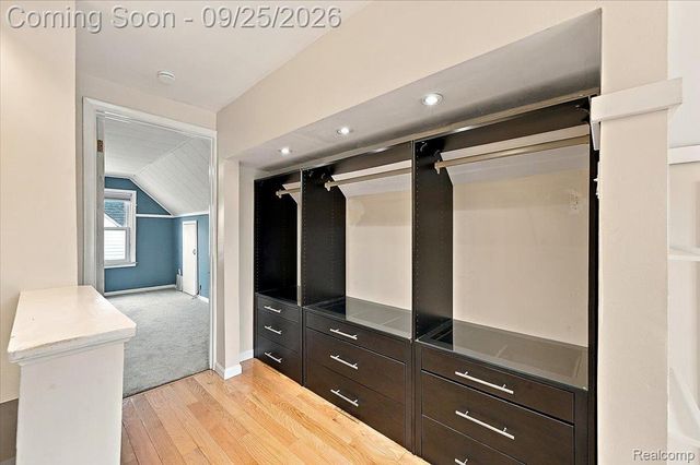 317 Walnut Avenue, Royal Oak, MI 48073