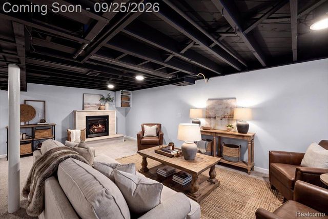 317 Walnut Avenue, Royal Oak, MI 48073