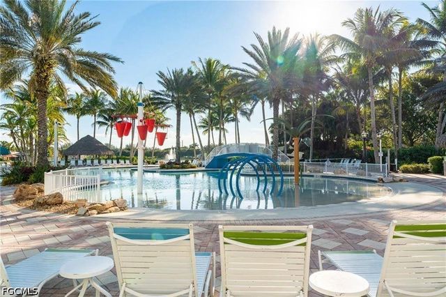 1309 Pamplico CT, Cape Coral, FL 33991