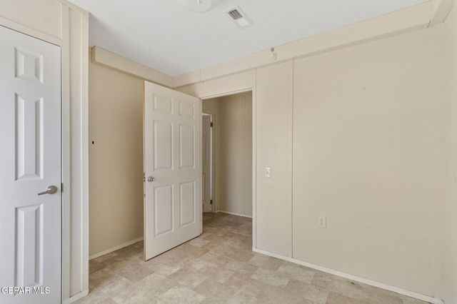 331 PLAZA BONITA Way, Clint, TX 79836