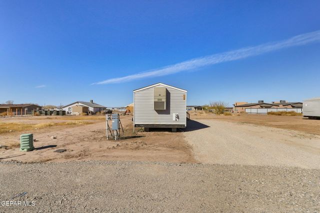 331 PLAZA BONITA Way, Clint, TX 79836