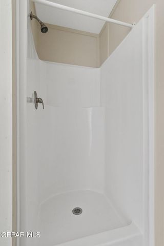 331 PLAZA BONITA Way, Clint, TX 79836