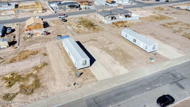 331 PLAZA BONITA Way, Clint, TX 79836