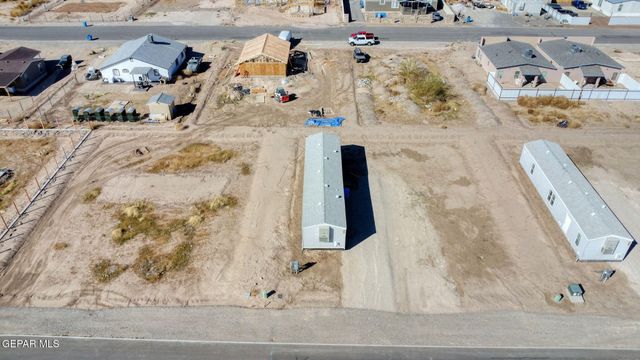 331 PLAZA BONITA Way, Clint, TX 79836