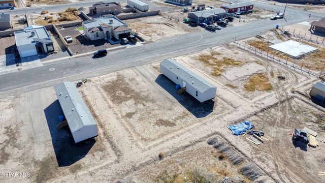 331 PLAZA BONITA Way, Clint, TX 79836