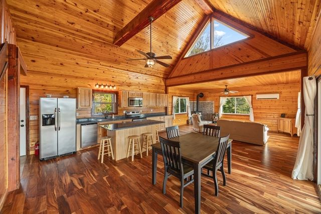 604 Hickory Ln, Hilham, TN 38568