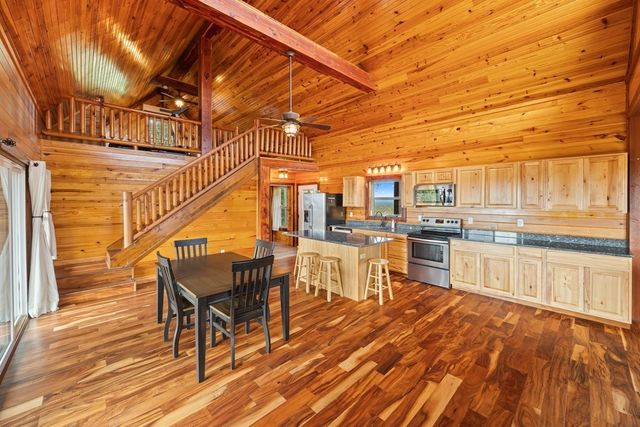 604 Hickory Ln, Hilham, TN 38568
