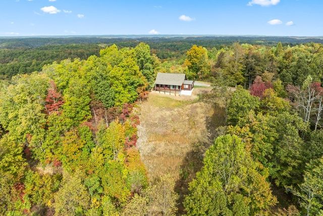604 Hickory Ln, Hilham, TN 38568
