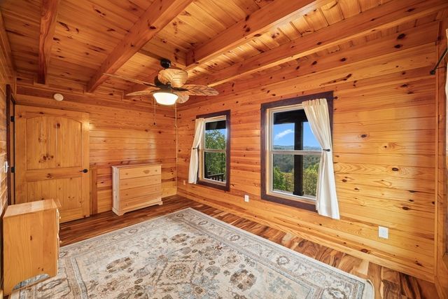 604 Hickory Ln, Hilham, TN 38568
