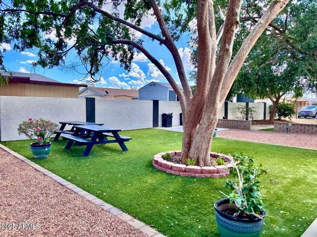 12721 W Greenway Road 114, El Mirage, AZ 85335