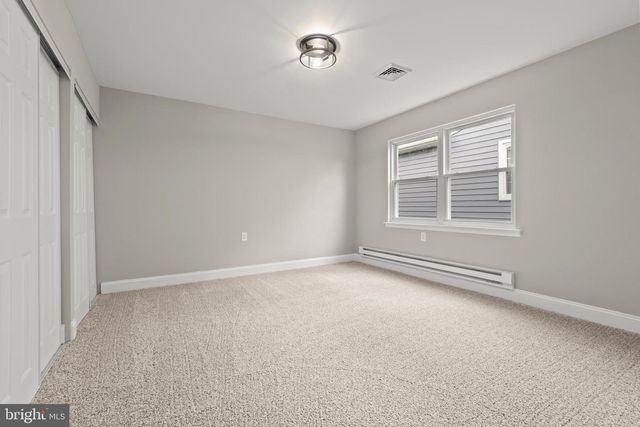 2 FARRINGTON CT, Southampton, NJ 08088