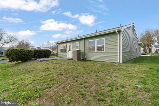 2 FARRINGTON CT, Southampton, NJ 08088