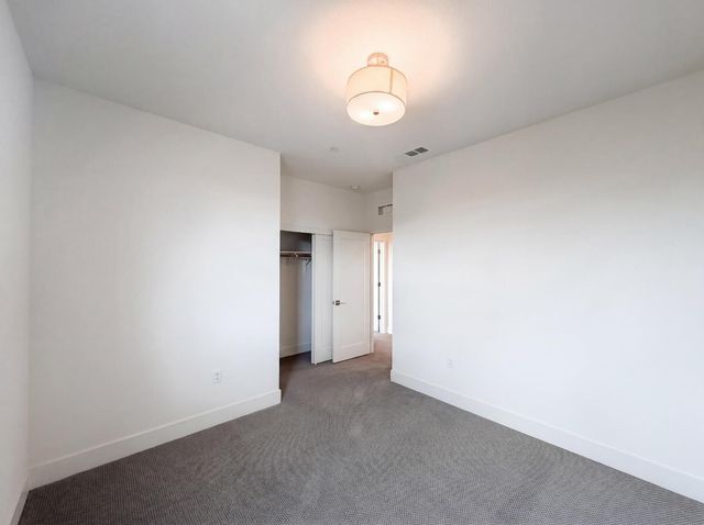 1789 Jade Pl, Tracy, CA 95377