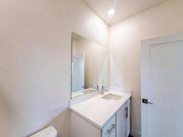 1789 Jade Pl, Tracy, CA 95377