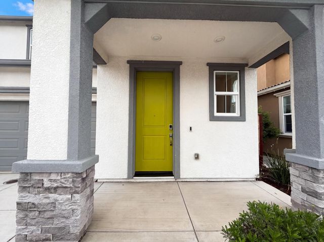 1789 Jade Pl, Tracy, CA 95377