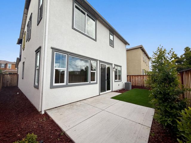 1789 Jade Pl, Tracy, CA 95377