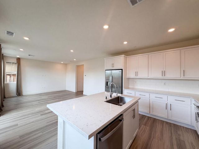 1789 Jade Pl, Tracy, CA 95377