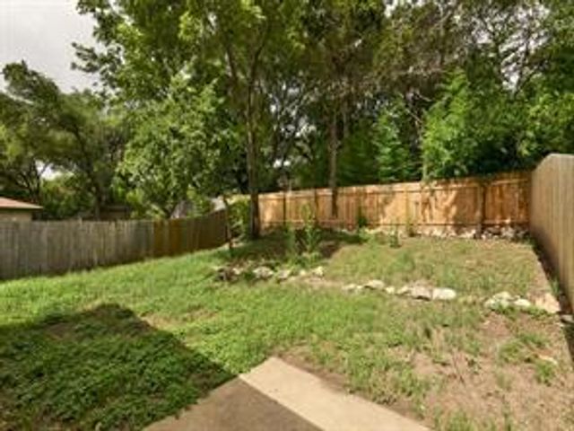 9802 Hundred Oaks CIR A, Austin, TX 78750