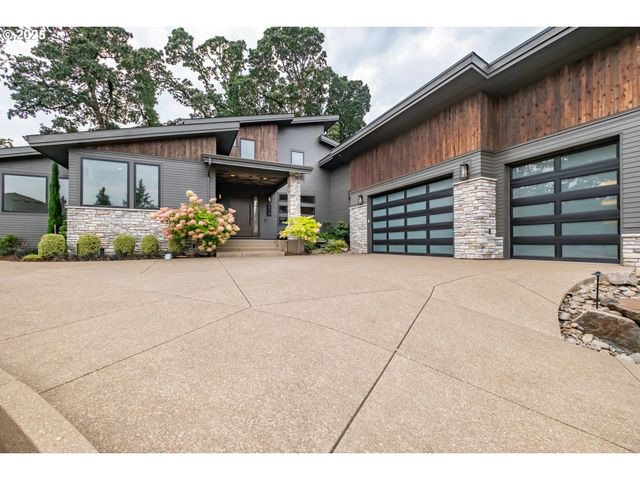 212 KURTH MEADOW Ave, Salem, OR 97306