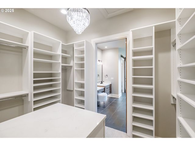 212 KURTH MEADOW Ave, Salem, OR 97306