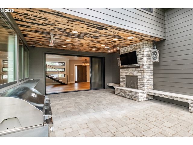 212 KURTH MEADOW Ave, Salem, OR 97306