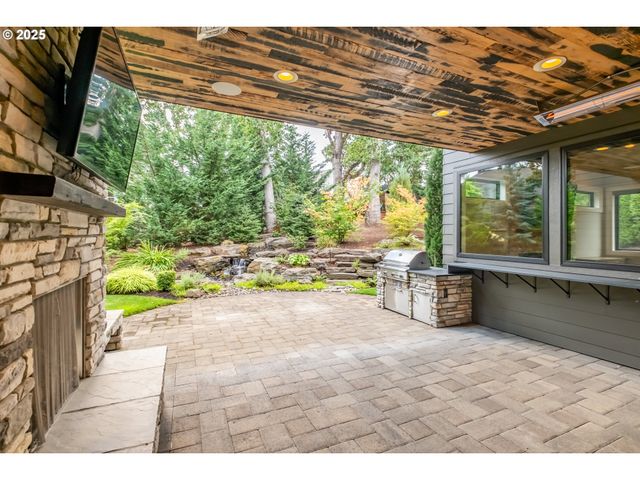 212 KURTH MEADOW Ave, Salem, OR 97306