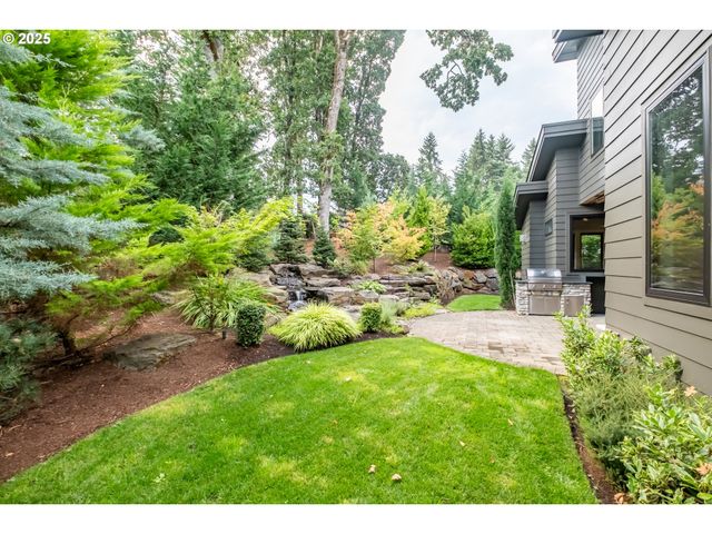 212 KURTH MEADOW Ave, Salem, OR 97306