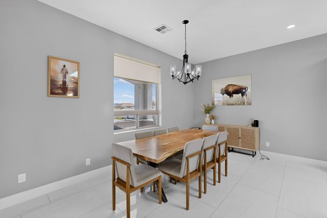412 5th Street NE, Rio Rancho, NM 87124