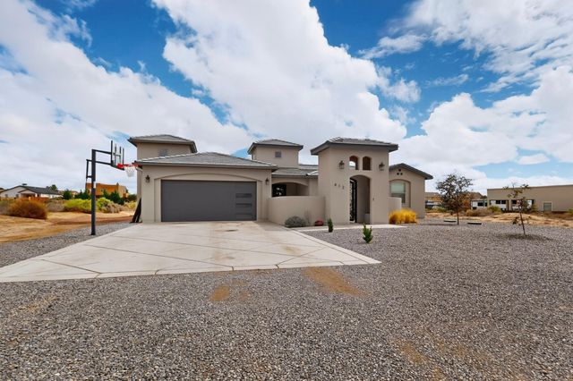 412 5th Street NE, Rio Rancho, NM 87124