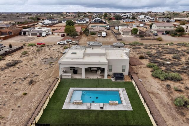 412 5th Street NE, Rio Rancho, NM 87124