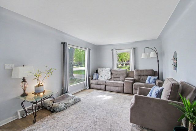 1574 Ottawa Beach Road, Holland, MI 49424