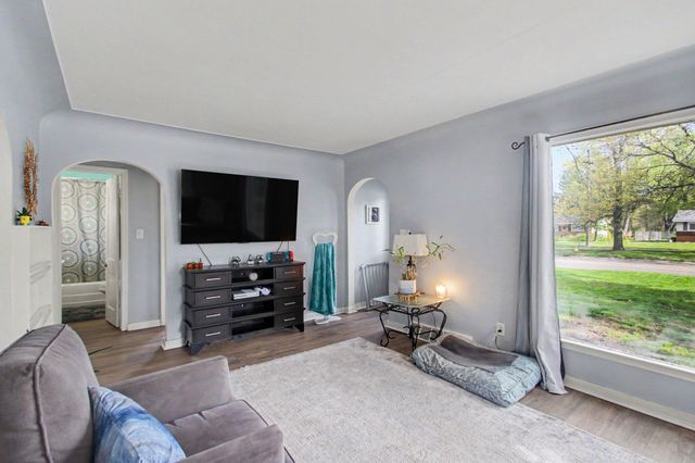 1574 Ottawa Beach Road, Holland, MI 49424