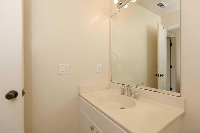 4083 Sequoia, San Diego, CA 92109