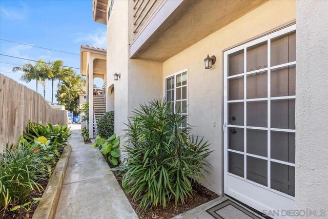 4083 Sequoia, San Diego, CA 92109