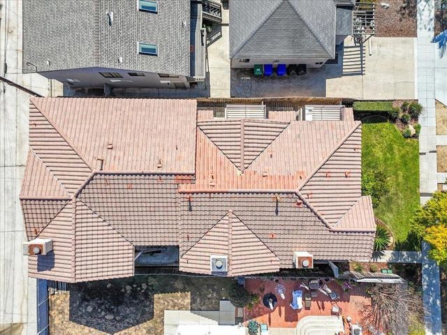 4083 Sequoia, San Diego, CA 92109