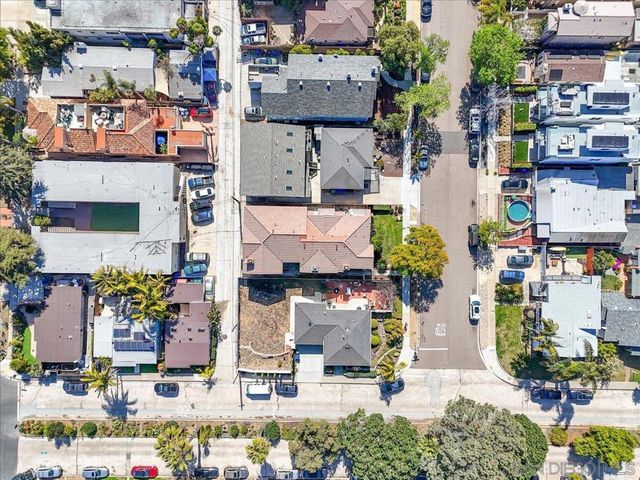 4083 Sequoia, San Diego, CA 92109