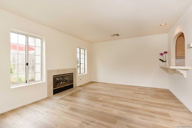 4083 Sequoia, San Diego, CA 92109