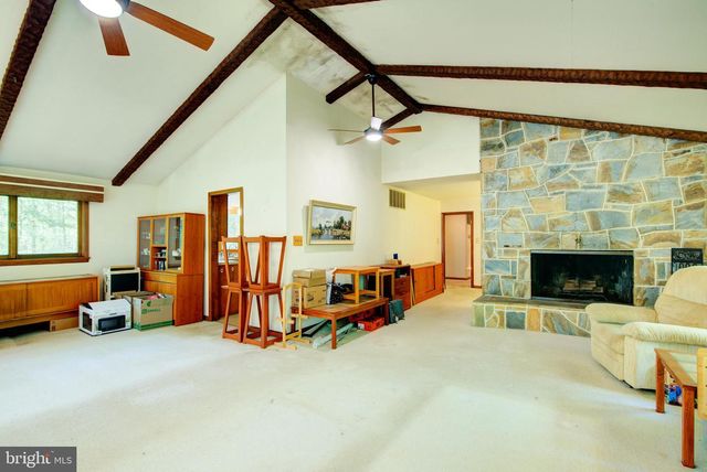 6144 SAINT PAULS RD, King George, VA 22485