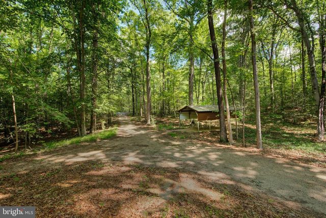 6144 SAINT PAULS RD, King George, VA 22485