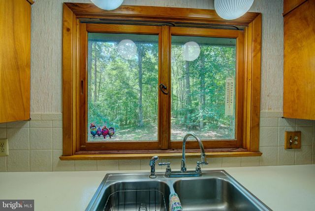 6144 SAINT PAULS RD, King George, VA 22485