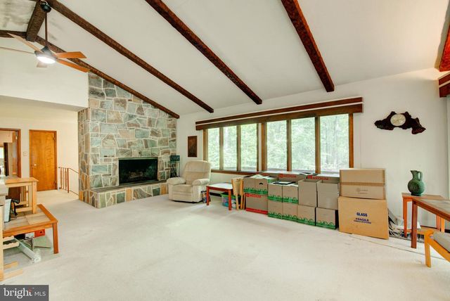 6144 SAINT PAULS RD, King George, VA 22485