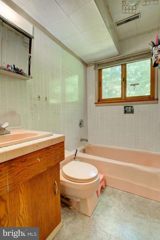 6144 SAINT PAULS RD, King George, VA 22485