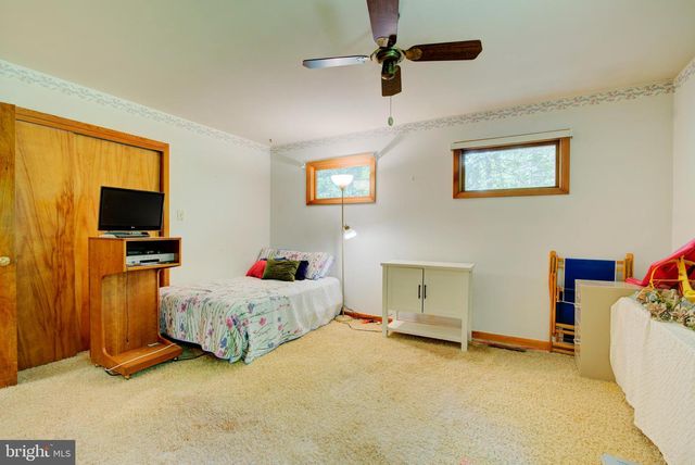 6144 SAINT PAULS RD, King George, VA 22485